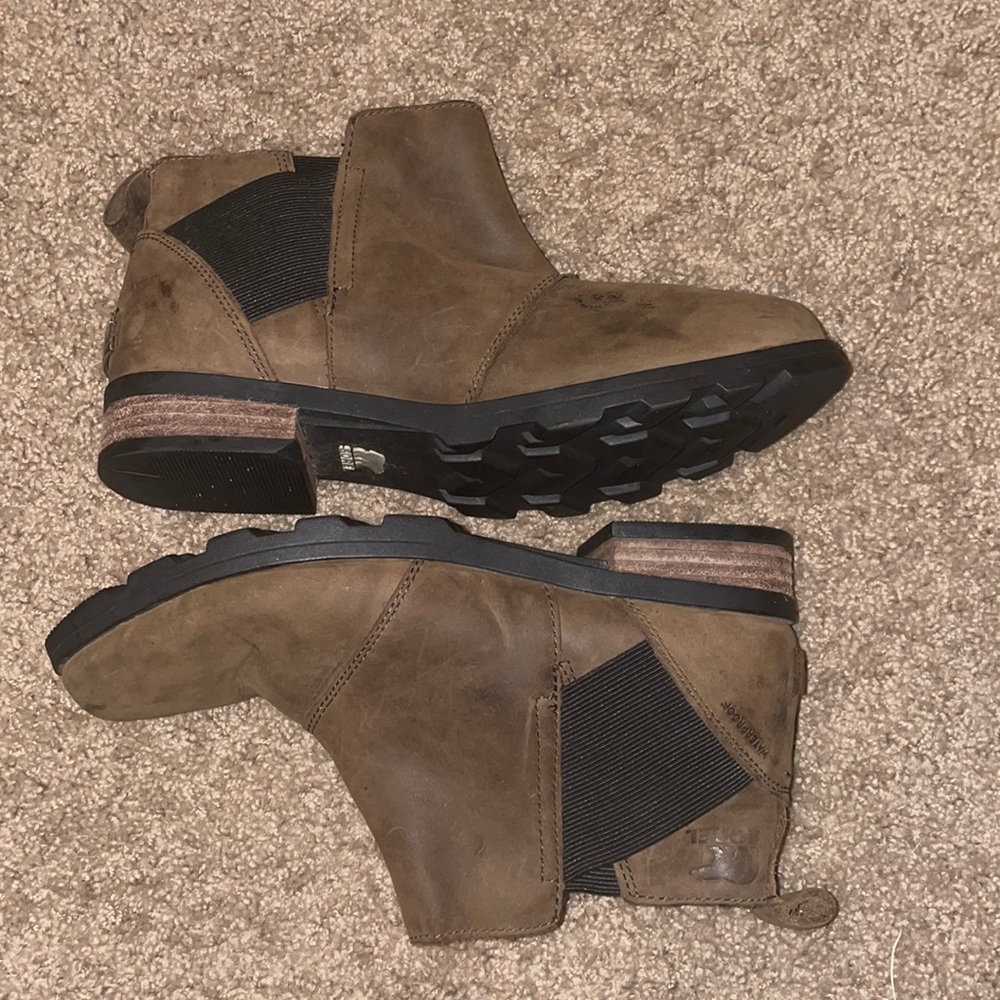 Women’s sorel booties